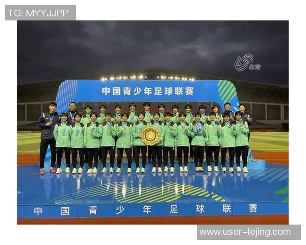 李明小将展现足球天赋助力球队冲击冠军梦想